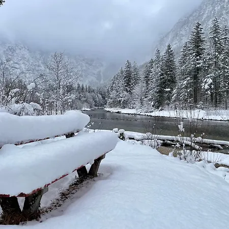 公寓 River Lilly 上特劳恩