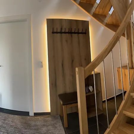 River Lilly Apartman *